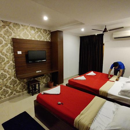 Vyavahar Lodge Udupi Exterior photo