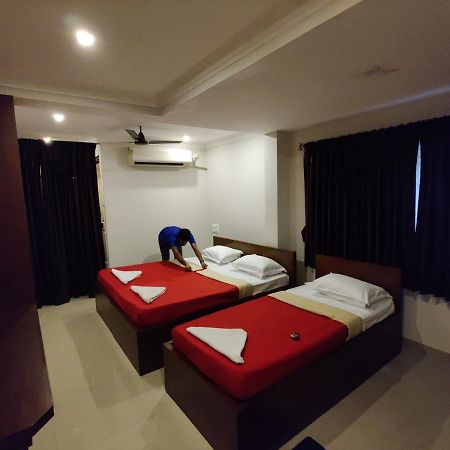 Vyavahar Lodge Udupi Exterior photo