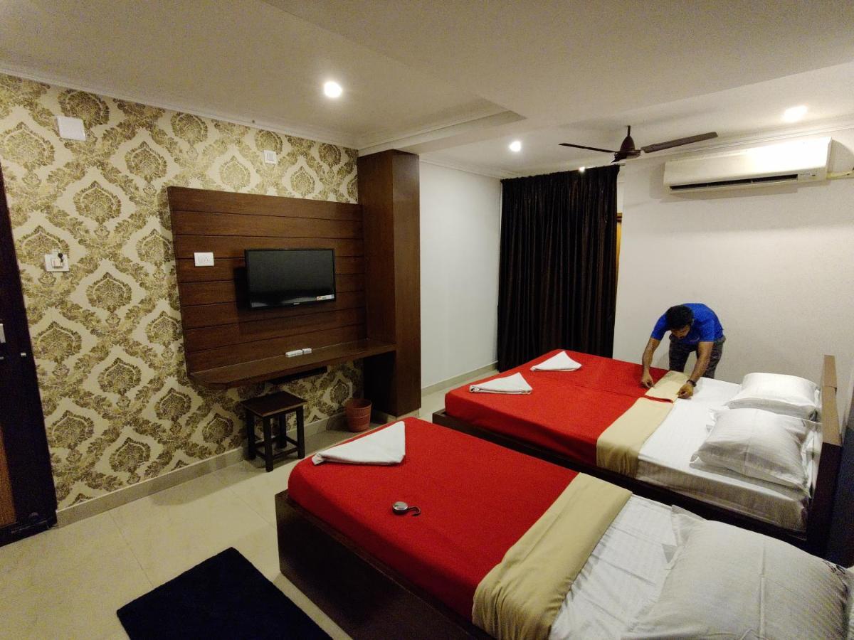 Vyavahar Lodge Udupi Exterior photo