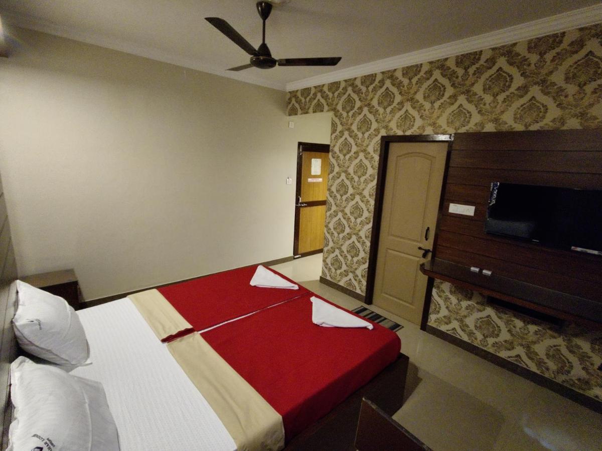 Vyavahar Lodge Udupi Exterior photo